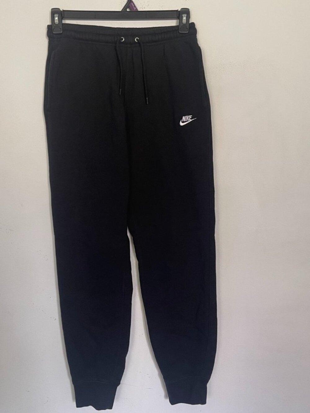 Nike Sweatpants Mens Small Black Fleece Joggers Cuffed Drawstring Logo A3